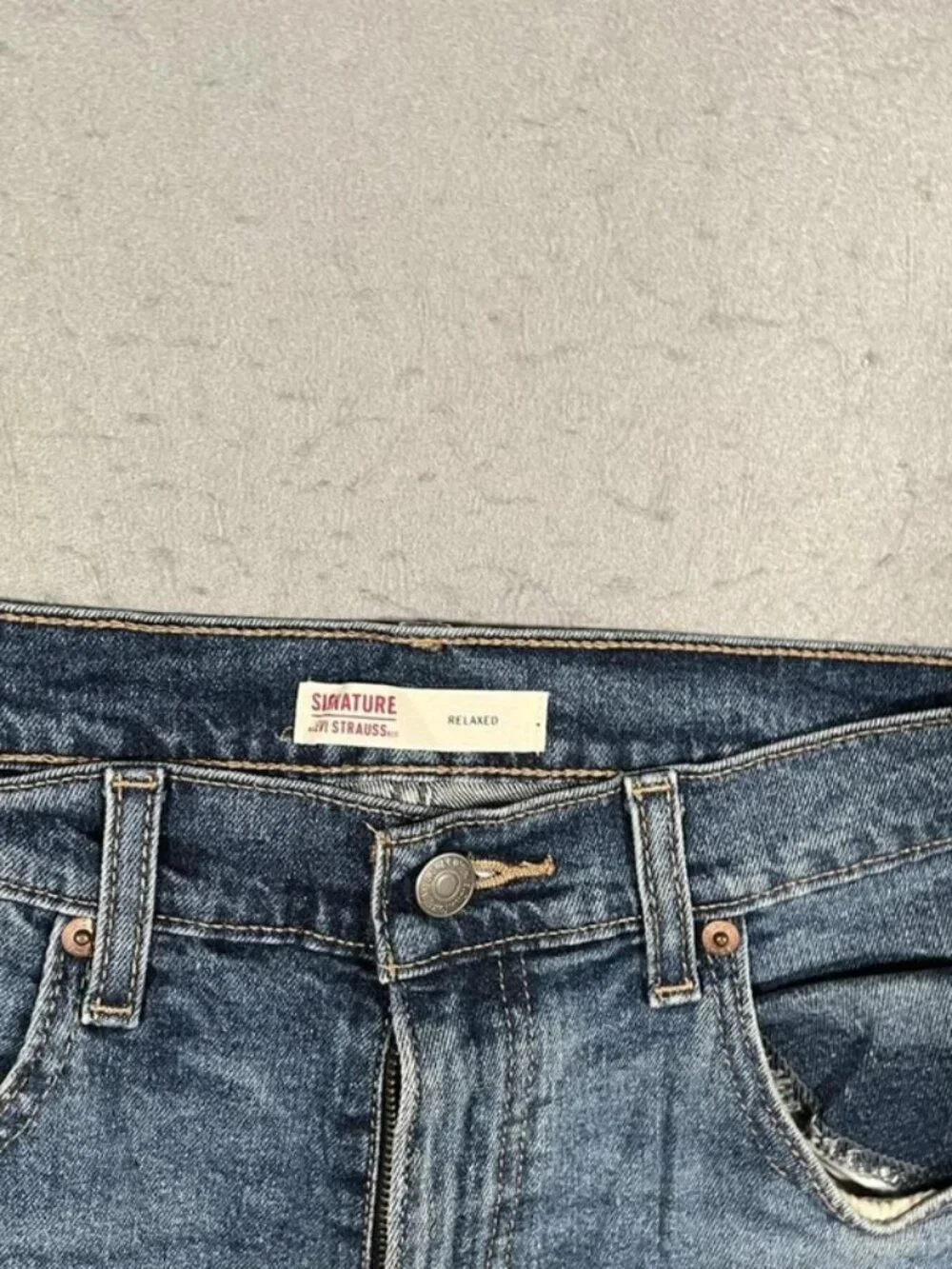 Levi’s Signature Blue Cropped Denim Shorts W34 I4